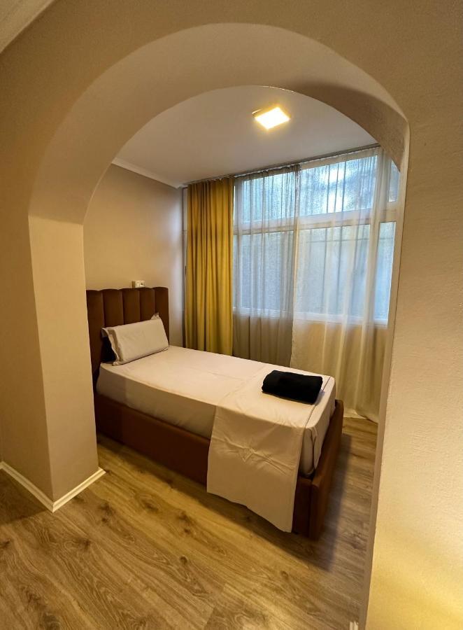 Bejart Apartment 5 Tirana Bagian luar foto