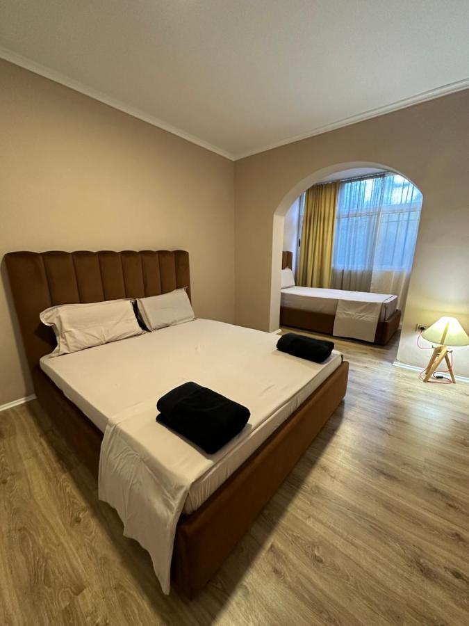 Bejart Apartment 5 Tirana Bagian luar foto