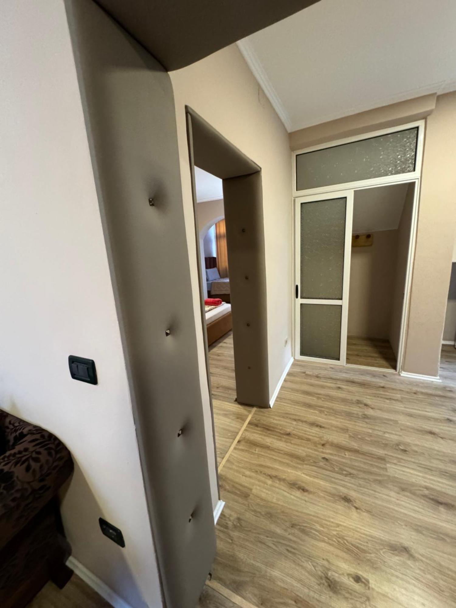 Bejart Apartment 5 Tirana Bagian luar foto