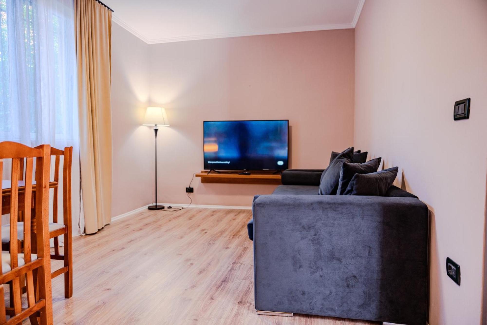 Bejart Apartment 5 Tirana Bagian luar foto